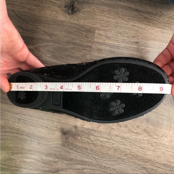 Cynthia Rowley Flats - Picture 3 of 3